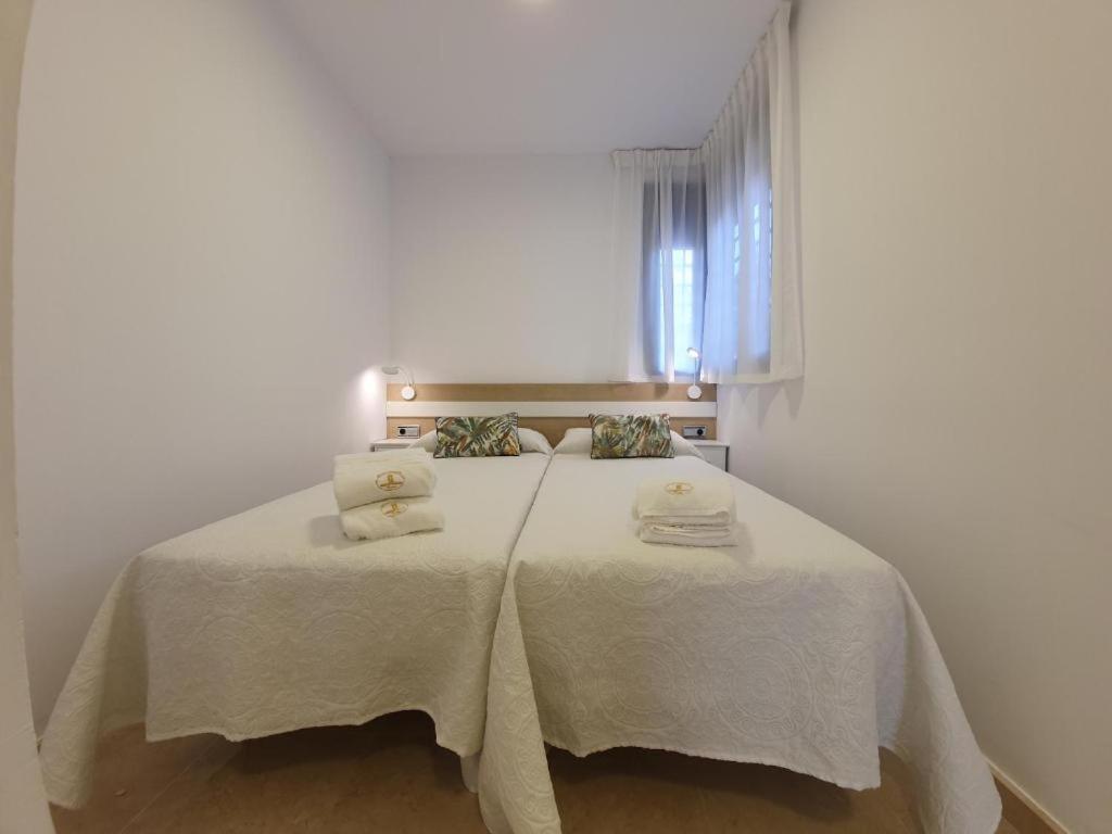 Apartamento Con Parking Con Piscina Junto A La Playa *