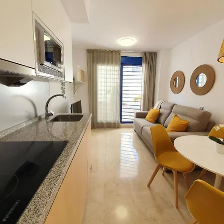 Apartamento Con Parking Con Piscina Junto A La Playa Benalmadena Exterior photo